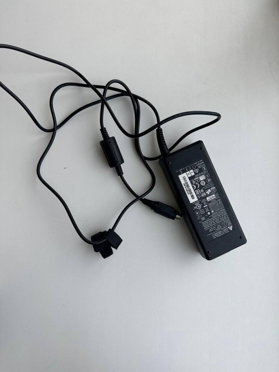 Адаптер 90W/19.5V MINI-3P DC-JACK 4-PIN W/LOCK ADP-90WH KG1 VI для POS250 (код 2080) с доставкой по Красноярску.